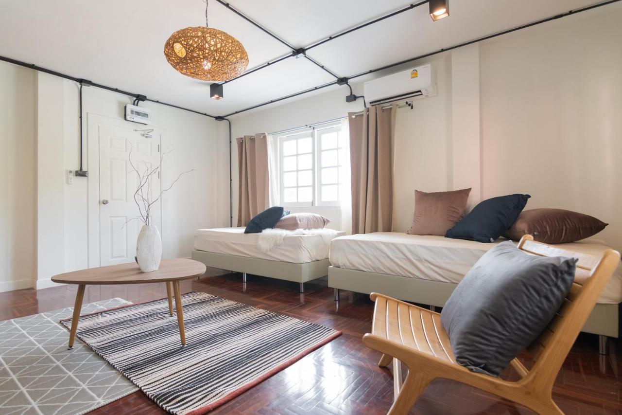 Mini-Me Hubs, Charm Suites & Pool In Old City شيانغ ماي المظهر الخارجي الصورة