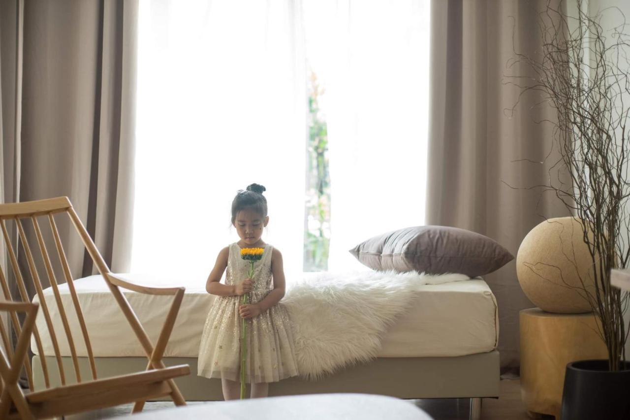 Mini-Me Hubs, Charm Suites & Pool In Old City شيانغ ماي المظهر الخارجي الصورة