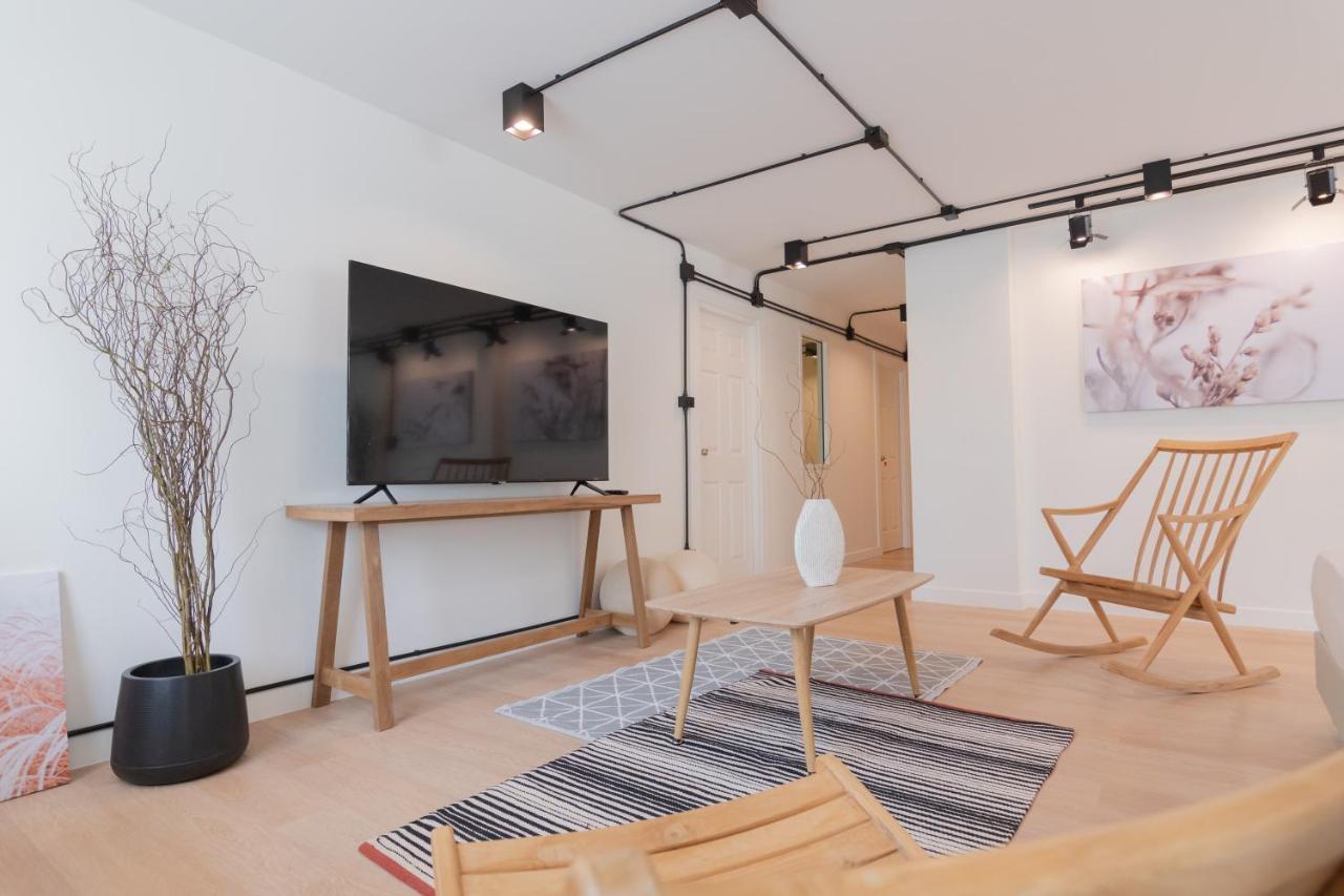 Mini-Me Hubs, Charm Suites & Pool In Old City شيانغ ماي المظهر الخارجي الصورة