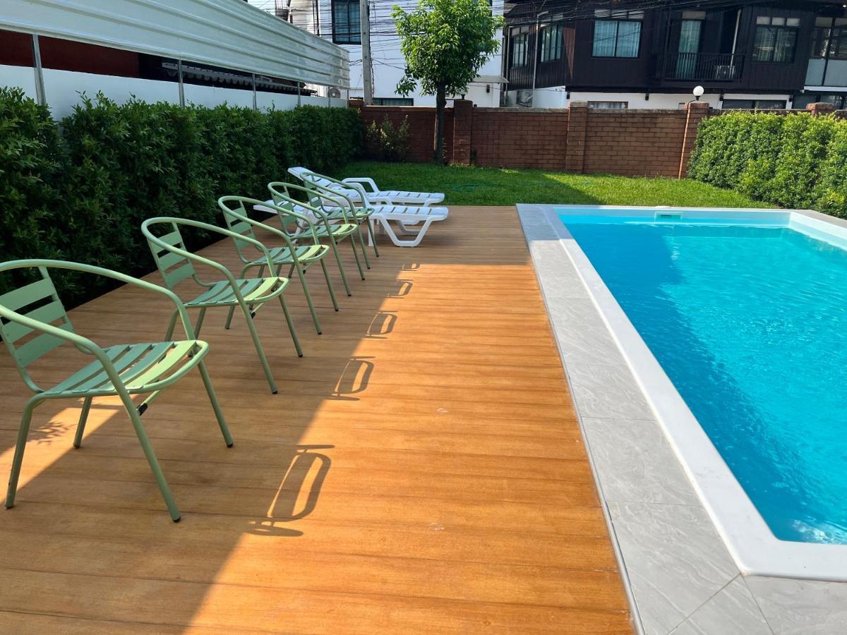 Mini-Me Hubs, Charm Suites & Pool In Old City شيانغ ماي المظهر الخارجي الصورة